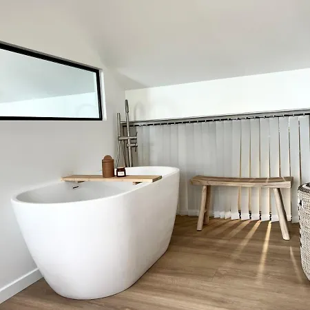 Standing Cinema Dans Le Marais - 8p Apartment Paris