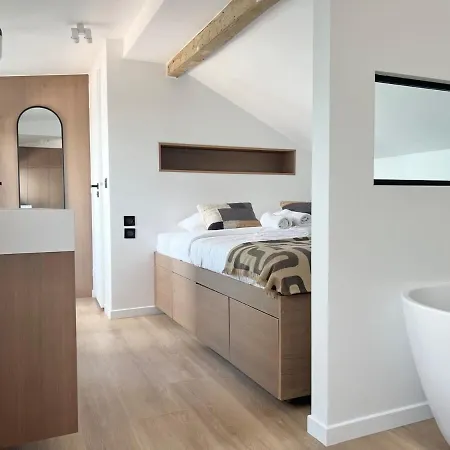 Standing Cinema Dans Le Marais - 8p Apartment *